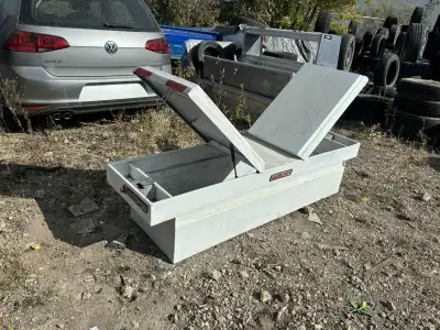 White steel Tools box with two opening sections Good condition No key unfortunately