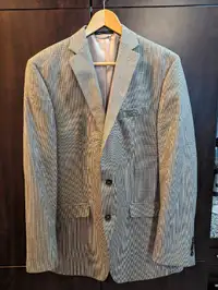 Van Heusen Men's Blazer/Suit separate size 40L