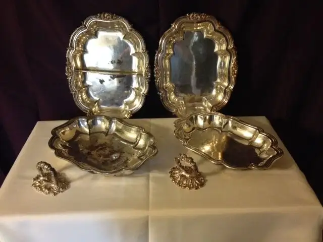 'Kents Limited' Antique Silverplate Lidded Serving Dishes62863260498434122