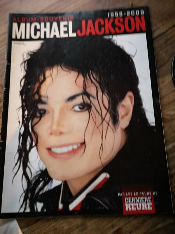 Michael Jackson  Album souvenir éd. dernière heure dans Art et objets de collection  à Ville de Montréal