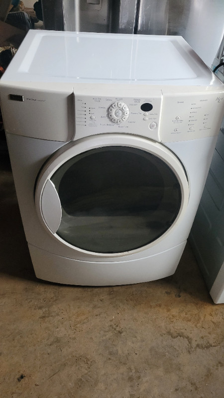 washer and dryer for sale. in Washers & Dryers in City of Halifax - Image 2