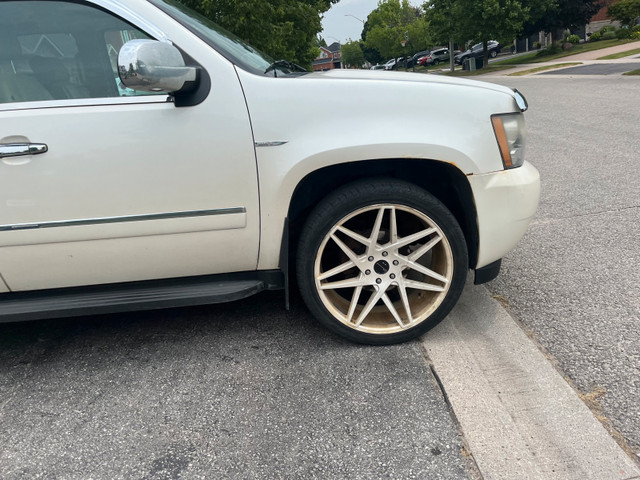 2011 Chevy avalanche ltz for sale in Cars & Trucks in Barrie - Image 2