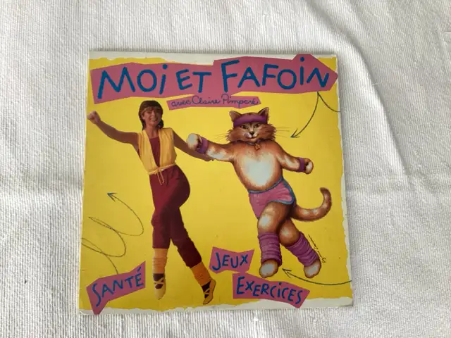 Disque vinyle 1984 : Claire Pimparé – Moi et Fafoin Vol. 1 et 2 in Arts & Collectibles in Québec City - Image 5