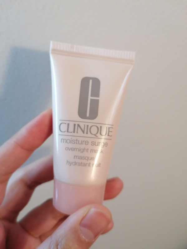 Clinique Moisture Overnight Mask mini size 30ml in Health & Special Needs in Fredericton