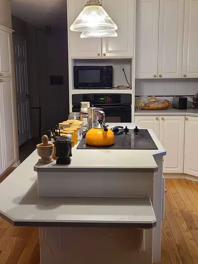 Huge Room in High-Vibe River Heights Home- SINGLE OCCUPANCY