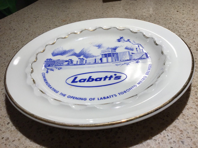 Plate of Labatt Brewery Opening in Arts & Collectibles in La Ronge - Image 2