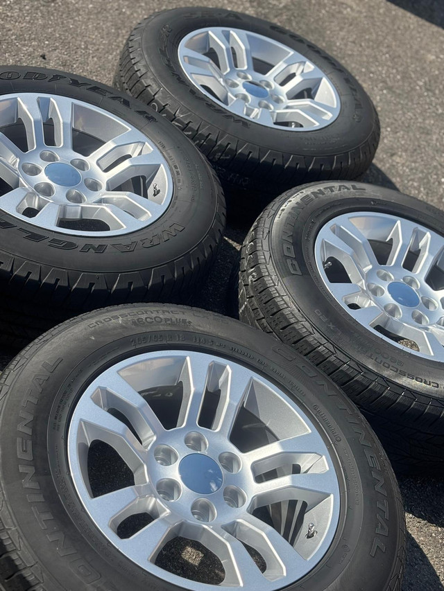 NEW 18”GMC/Chevy reps(6x139)+used 265/65/R18-Escalade/Tahoe/Sier in Tires & Rims in City of Toronto