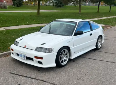 1989 Honda CRX Si. The car is in decent shape overall, runs drives and stops well. Body has 360km, e...