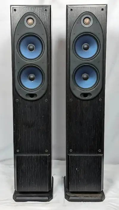 Polk Audio Surround Sound Speak system, View more