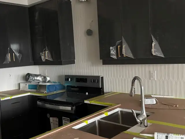tile setter62863732974979124