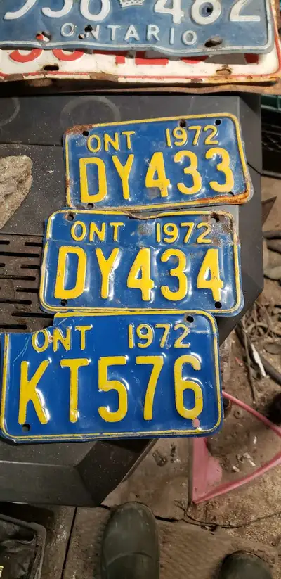 Old snowmobile lincance plates