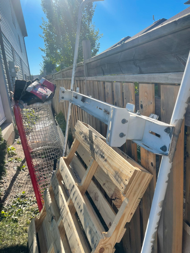 Lockable ladder rack….450 Ladders & Scaffolding City of Toronto