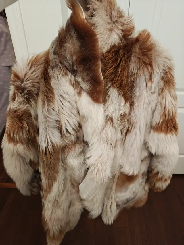 Georgio Brato shearling reversible genuine leather jacket IT40 in Women's - Tops & Outerwear in City of Toronto - Image 10