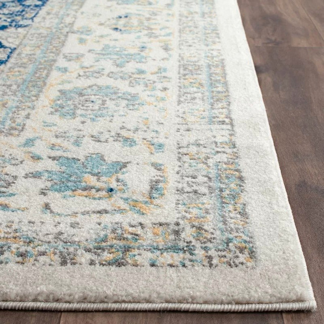 Brand New 2'2" x 21' Runner in Rugs, Carpets & Runners in Hamilton - Image 4