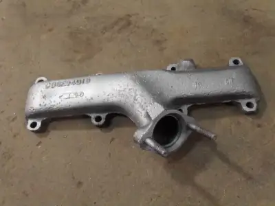 Ford 390 drivers side manifold.⁸
