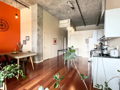 Loft meublé à louer à 2 pas du marché jean Talon