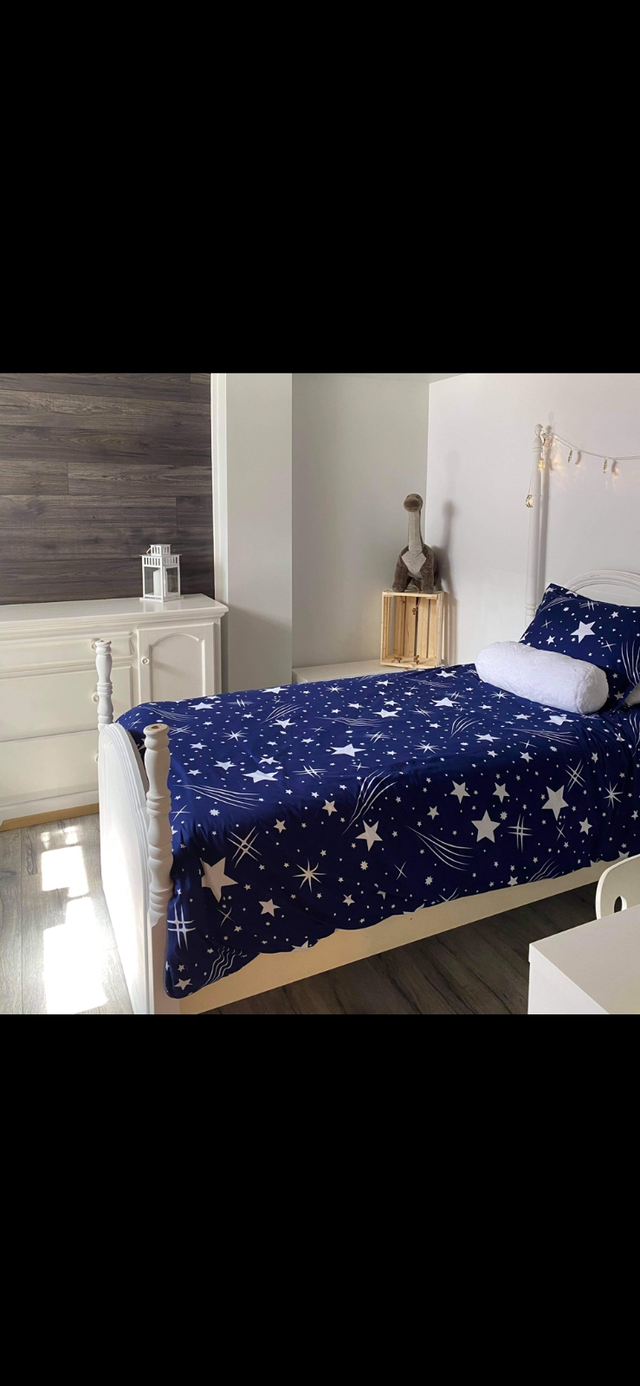 Lit simple in Beds & Mattresses in West Island - Image 3