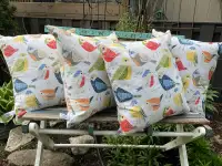 Set of 4 decorative throw pillows for solarium, veranda chairs 