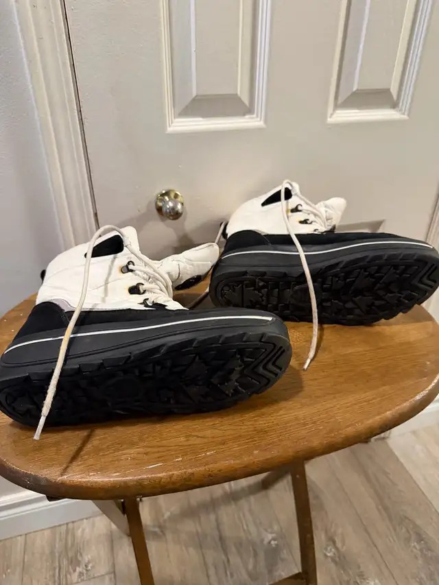 Pajar Boots in Men's Shoes in Markham / York Region - Image 4