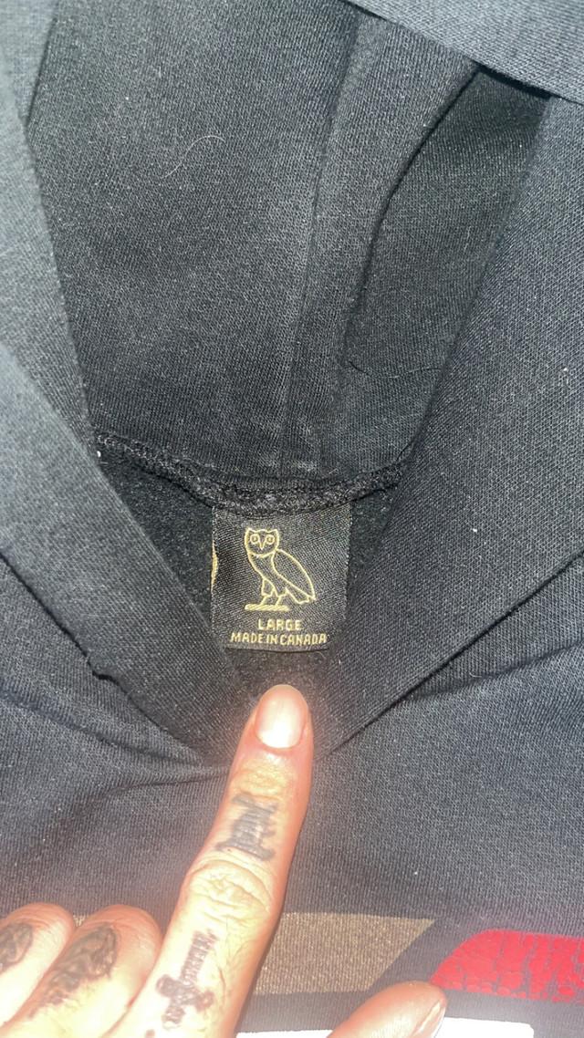 OVO hoodie  in Men's in Oakville / Halton Region - Image 3