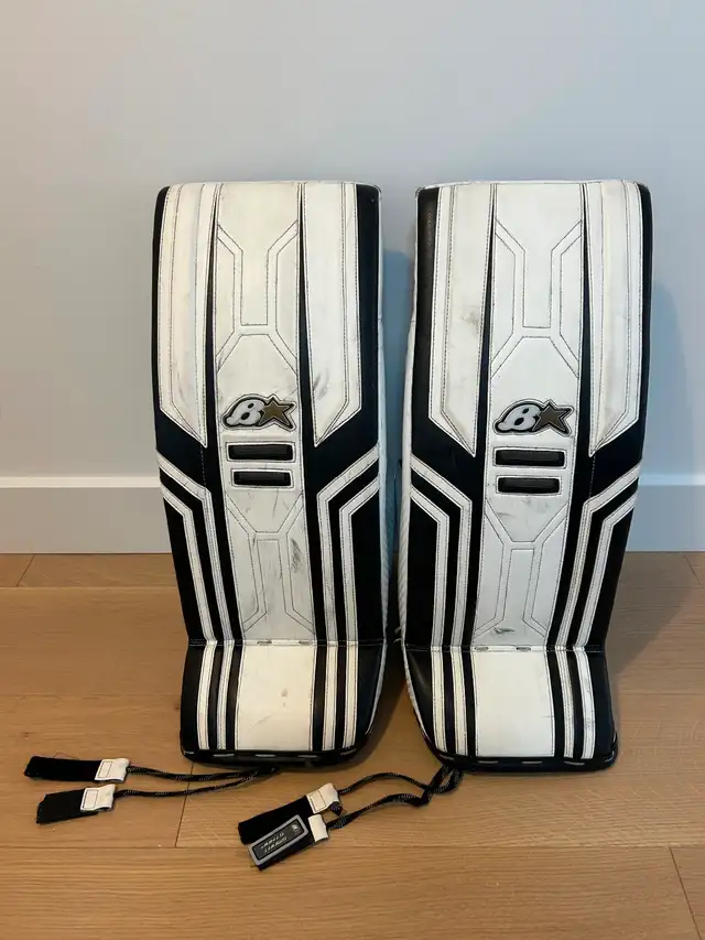 Brian’s Optik X3 Goalie Set (Black/White) in Hockey in Ottawa - Image 5