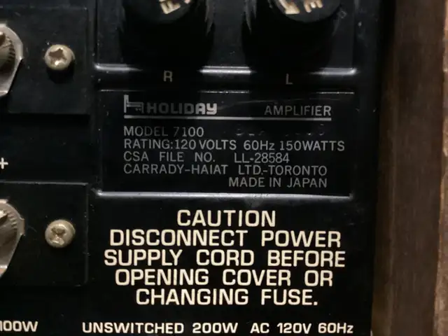 RARE VINTAGE HOLIDAY MODEL 7100 STEREO AMPLIFIER MADE IN JAPAN in Stereo Systems & Home Theatre in City of Toronto - Image 9