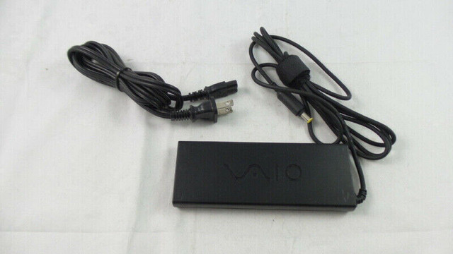 Sony VAIO AC Power Adapter Charger Model PCGA-AC16V6 in Laptop Accessories in Mississauga / Peel Region - Image 2