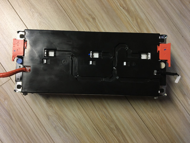 2020 Honda Clarity 48V battery module 27,3AH solar (Tesla) dans Autres pièces et accessoires  à Rouyn-Noranda - Image 3