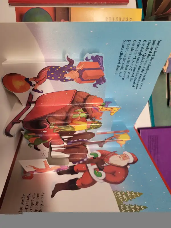 Christmas pop-ups books /treasury collection in Children & Young Adult in City of Toronto - Image 4