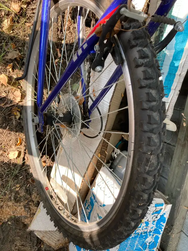 Norco bike for women in Road in Edmonton - Image 9