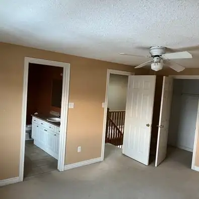 Shared room for rent with Girls - Guelph
