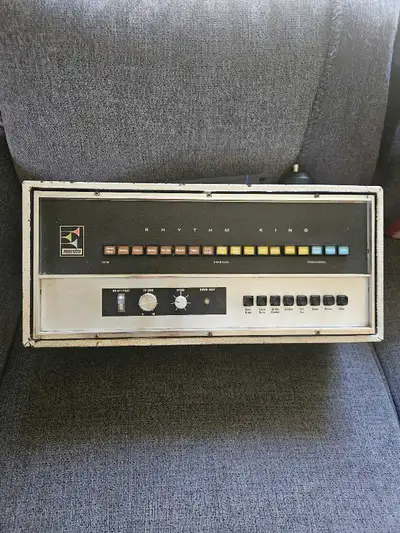 Maestro Rhythm King MK1, View more