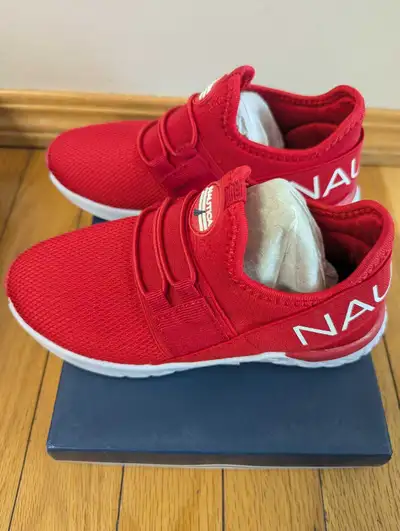 Brand New Nautica Neave kids lightweight slip-on sneaker size 13, View more