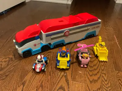 PAWPATROL BIG TRUCK LOT Good condition. Free pet and free smoke house