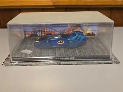 Immerse yourself in the world of Gotham with the Eaglemoss Batman 1:43 scale Diecast Batmobile, insp...