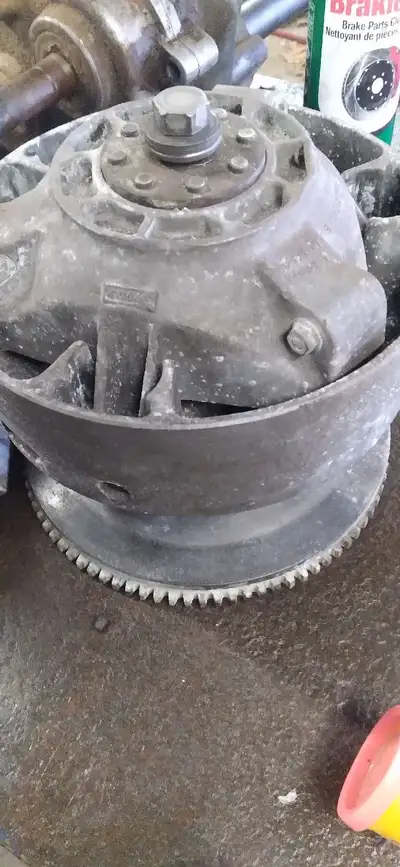 Clutch with ring gear