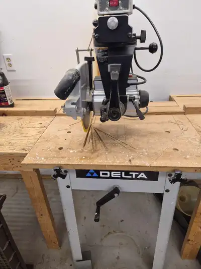 Delta Radial Arm Saw, View more