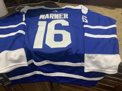 Toronto Maple Leafs XL Marner, View more