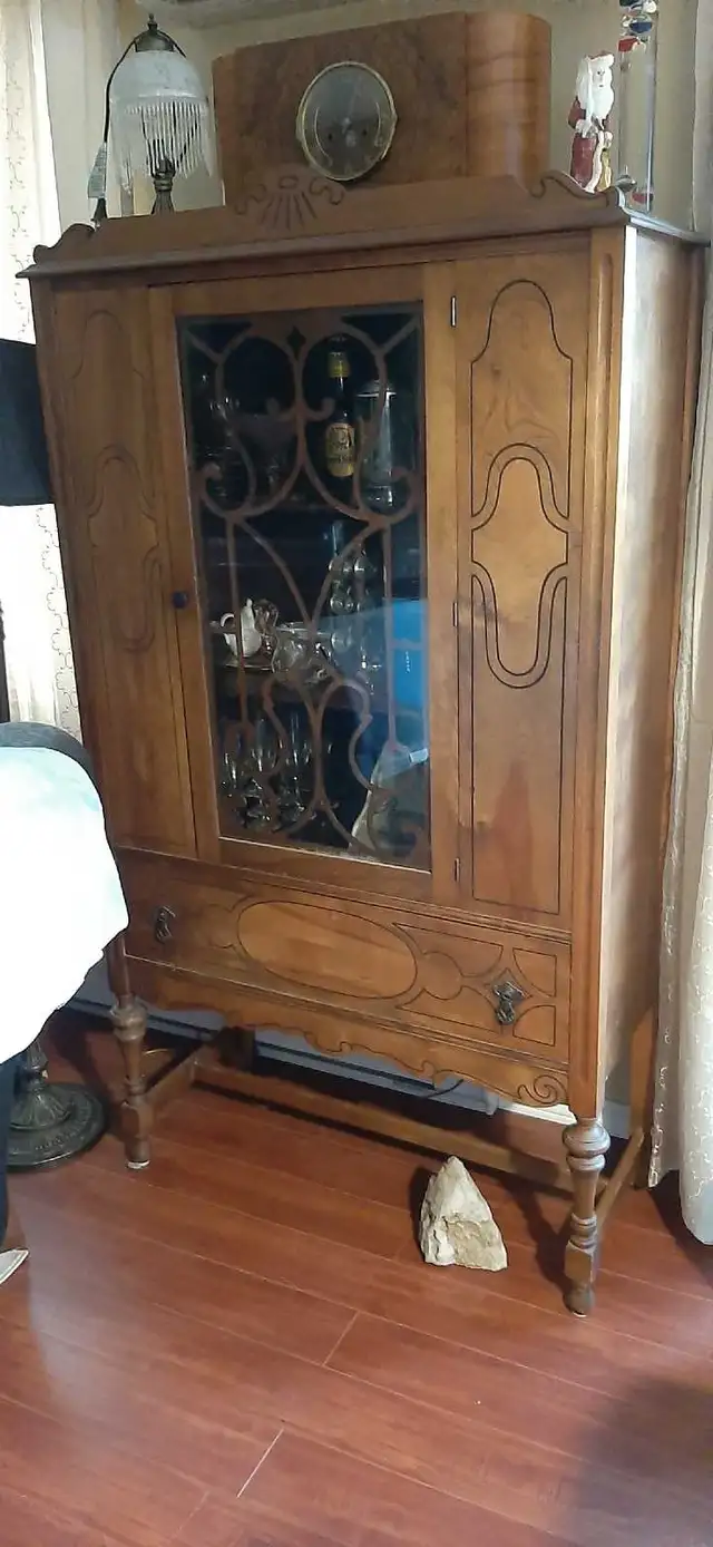 China cabinet in Hutches & Display Cabinets in London - Image 2