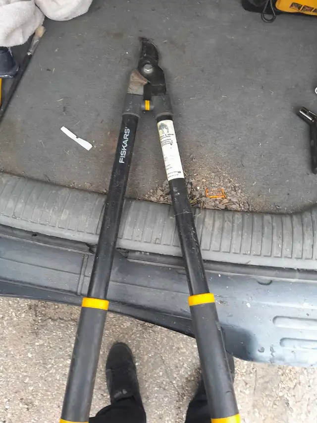 Fiskars Loppers534364778754877441