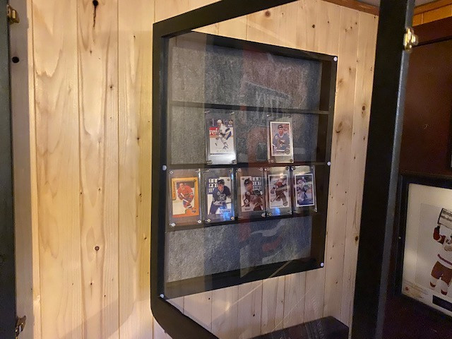 Sports Card Case in Hobbies & Crafts in St. Catharines - Image 3