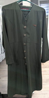 Like NEW Army Green Elegant Ladies Tunic Button Top size 52 L-XL