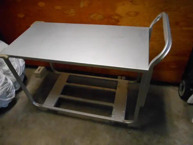 Patio / Deck Cart in Patio & Garden Furniture in Hamilton - Image 2