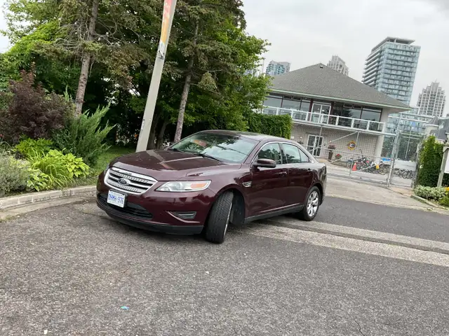 2011. Ford. Taurus.   Certified545693729638983683
