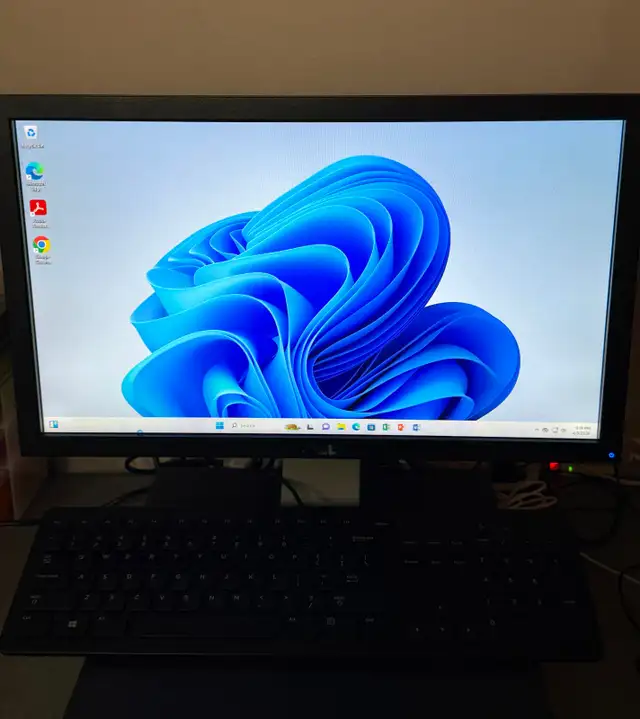Lenovo desktop428495559281889280