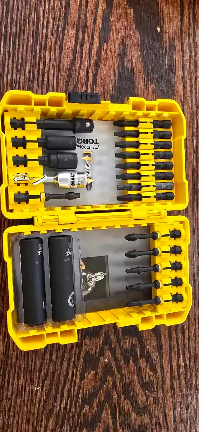 DeWalt 20 pcs Flex Torq Impact Set, Hex Shank, Magnetic in Other in Kitchener / Waterloo - Image 2