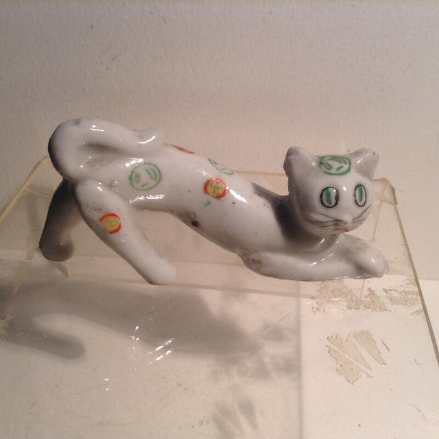 Ceramic Cat Figurine Japan Antiques in Arts & Collectibles in Vancouver