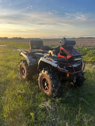 Rad relocation kit (with manual override switch) 2” snorkel kit Demon axles all around Mud and wheel...