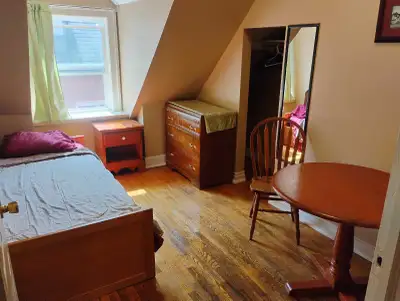 Affordable apartments on Harvey Street, close to grocery stores, the waterfront, Sexton Campus and w...