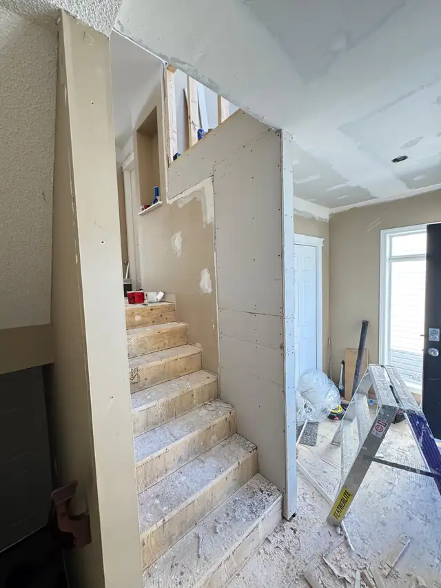 Home Renovations and Handyman. Stairs, Drywall, Siding, Concrete in Renovations, General Contracting & Handyman in Calgary - Image 9